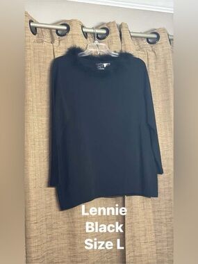 Lennie Black Women's Fur-Trim Scoop Neck Top size Large VGUC at